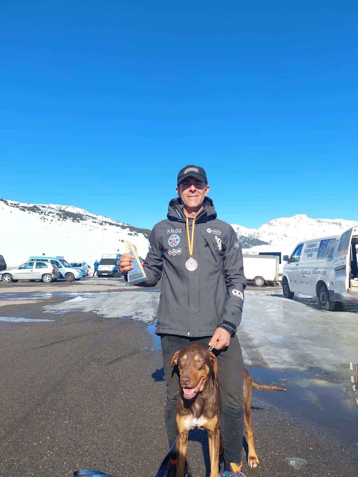 Cuatro medallas para Navarra en el Campeonato de España de Mushing Tierra